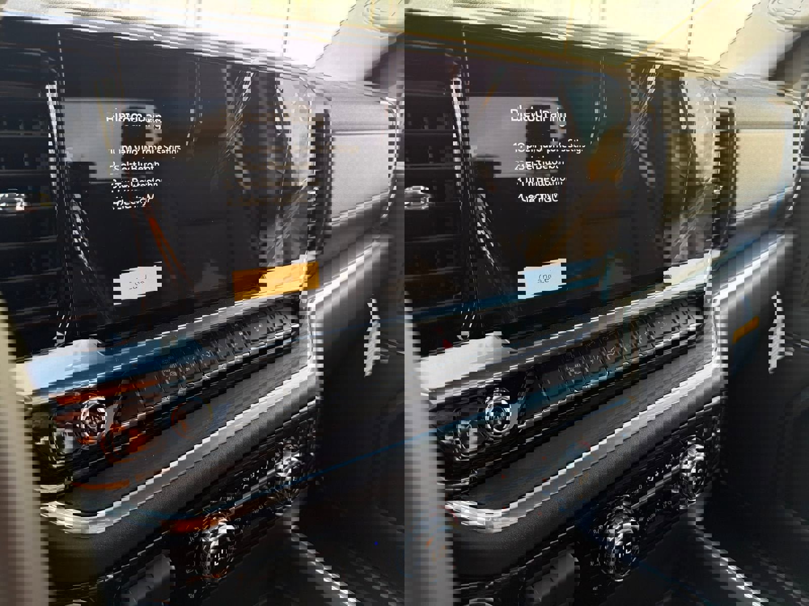 New 2026 GMC Sierra 2500 SLT w/ SLT Convenience Package image 23