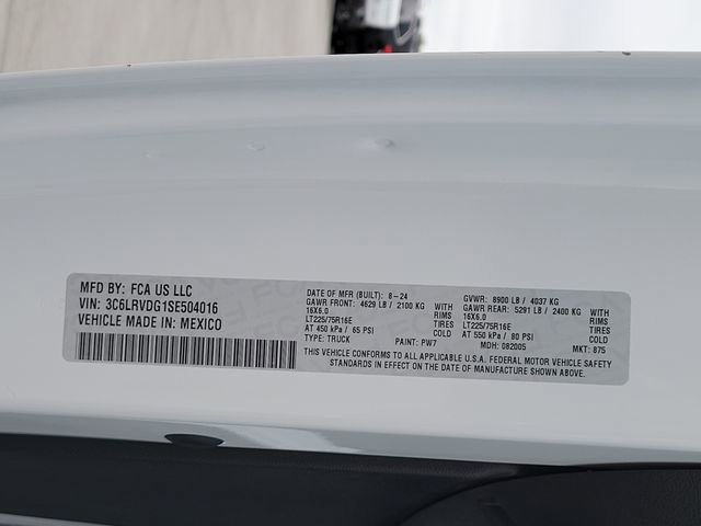 Used 2025 RAM ProMaster 2500 w/ Convenience Group FWD image 16