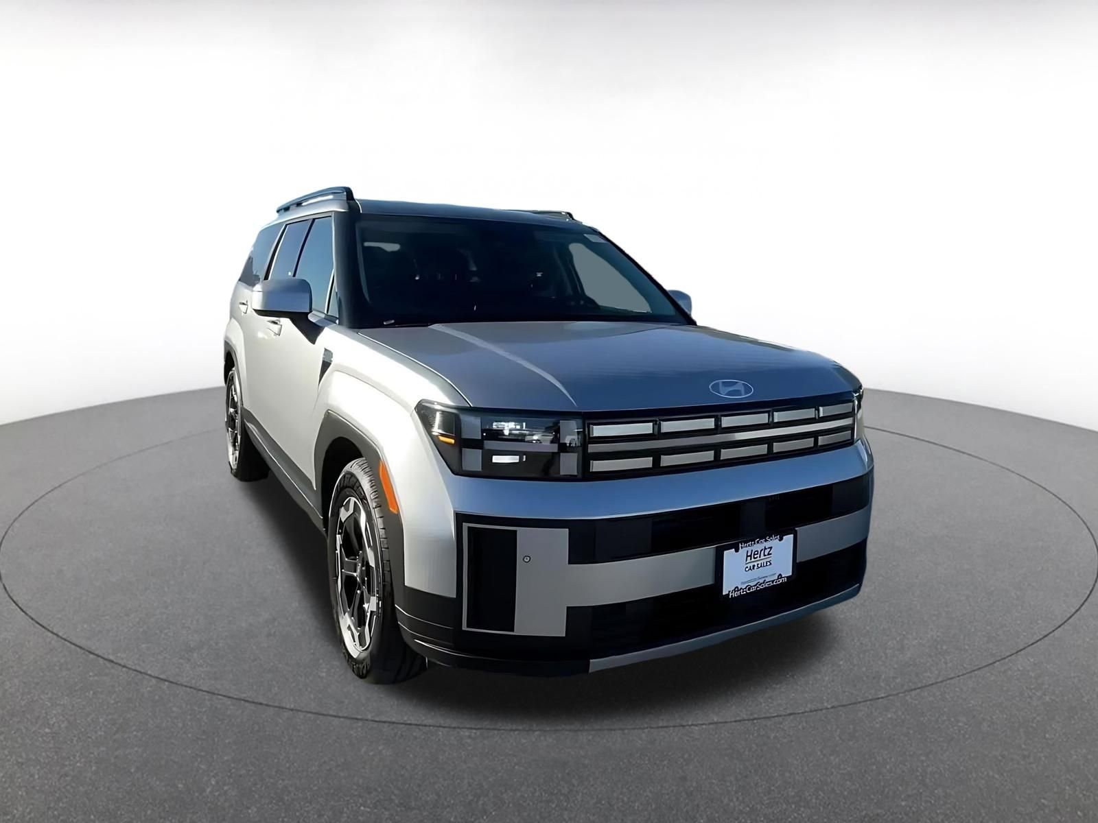 Used 2025 Hyundai Santa Fe SEL image 3