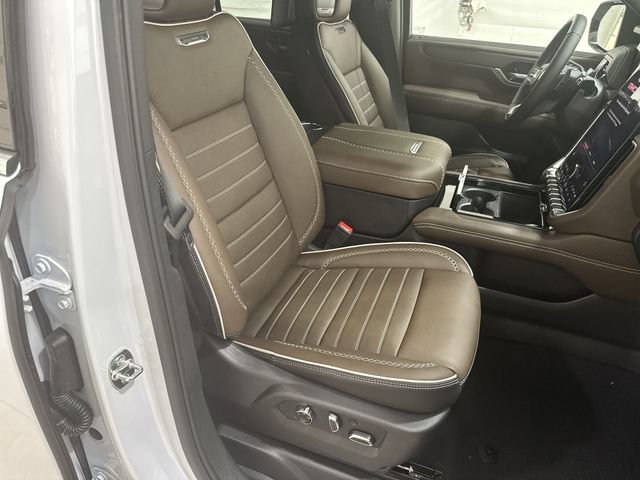 New 2026 GMC Yukon XL Denali Ultimate AWD/4WD image 27