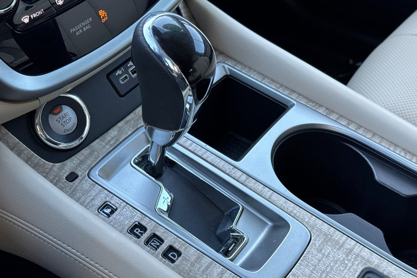 Used 2024 Nissan Murano SL image 22