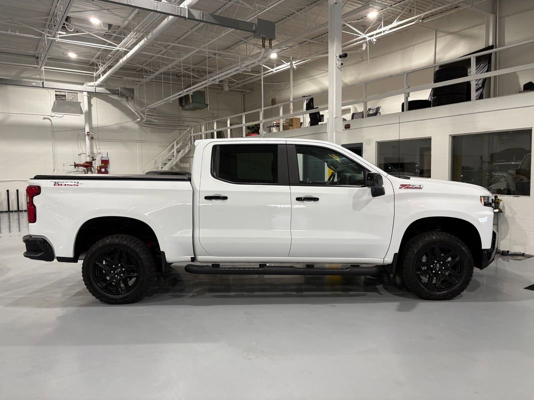 Used 2021 Chevrolet Silverado 1500 LT Trail Boss w/ Bed Protection Package image 8