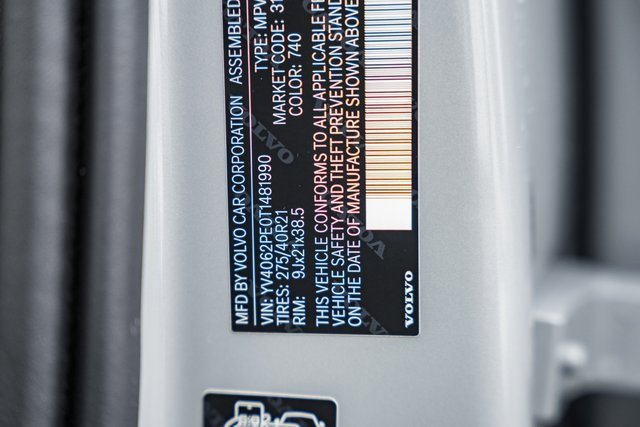 New 2026 Volvo XC90 B6 Plus w/ Protection Package Premier image 38