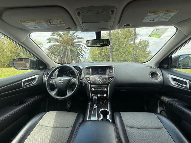 Used 2020 Nissan Pathfinder SV w/ Rock Creek Edition FWD image 17