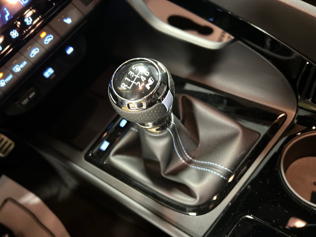New 2026 Hyundai Elantra N FWD image 18