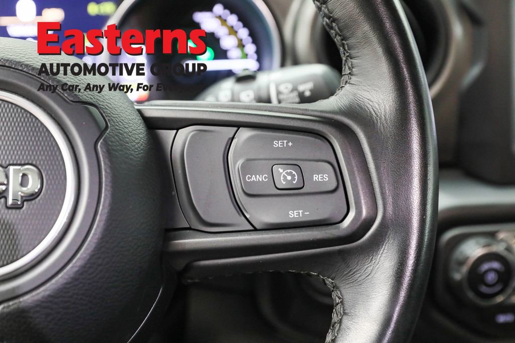 Used 2023 Jeep Wrangler Unlimited w/ Cold Weather Group image 16