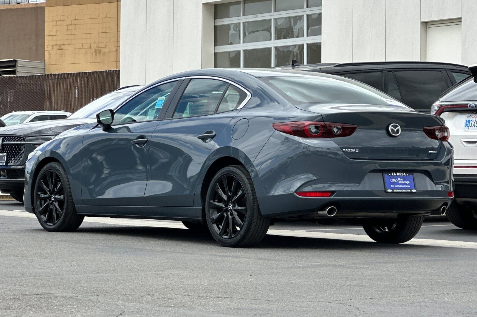 Used 2023 MAZDA MAZDA3 s FWD image 5