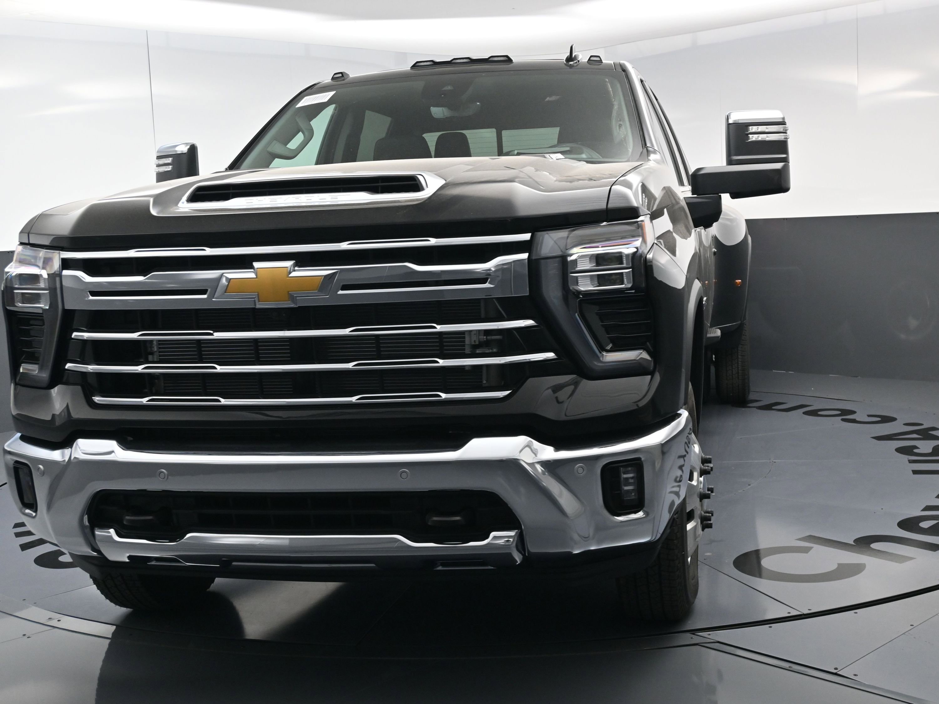 New 2026 Chevrolet Silverado 3500 LTZ w/ LTZ Plus Package image 5