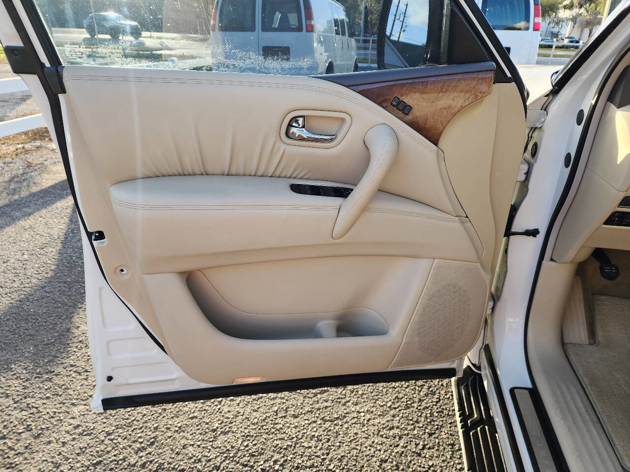 Used 2012 INFINITI QX56 2WD w/ Theater Pkg image 14