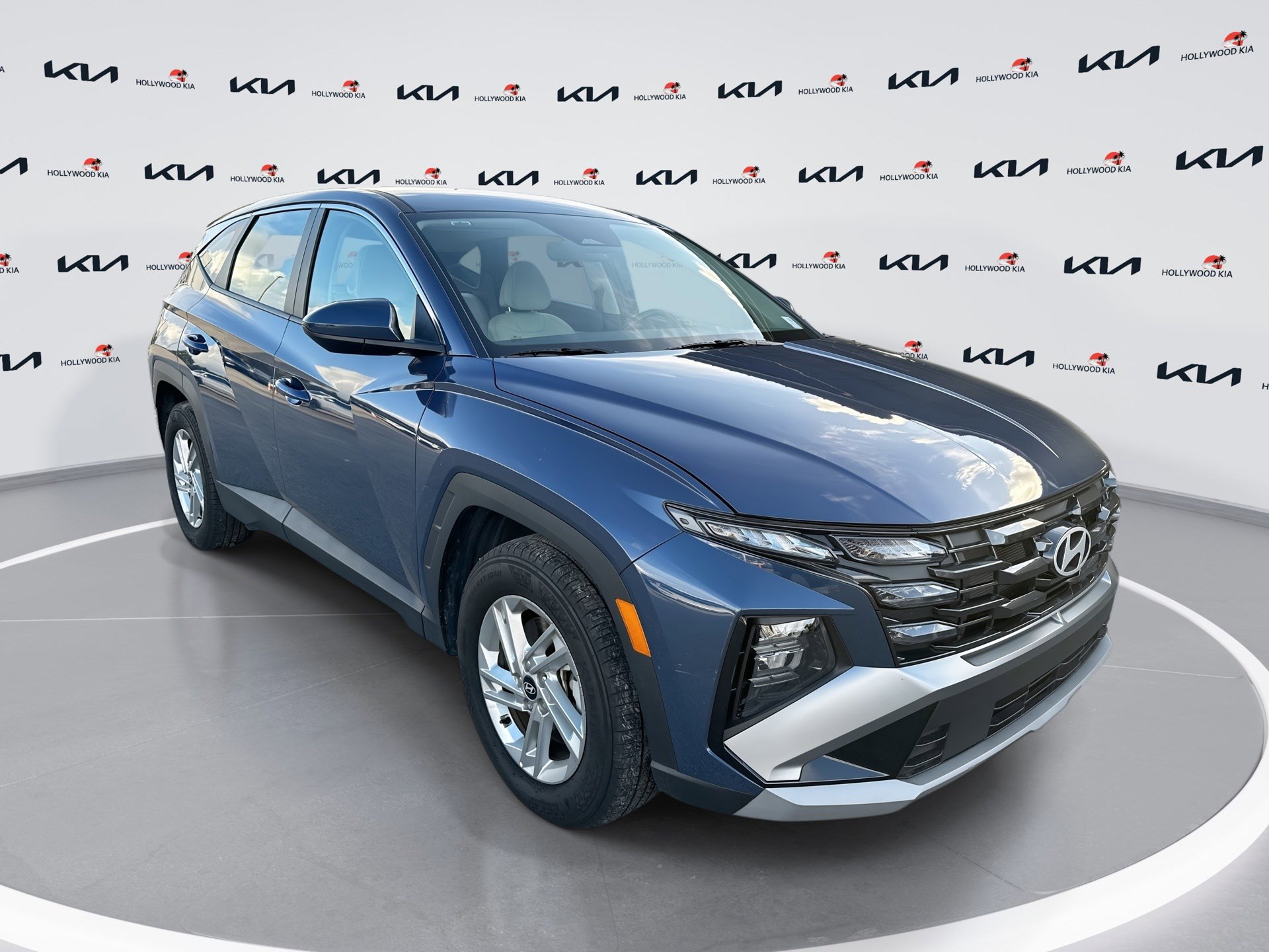 Used 2025 Hyundai Tucson SE