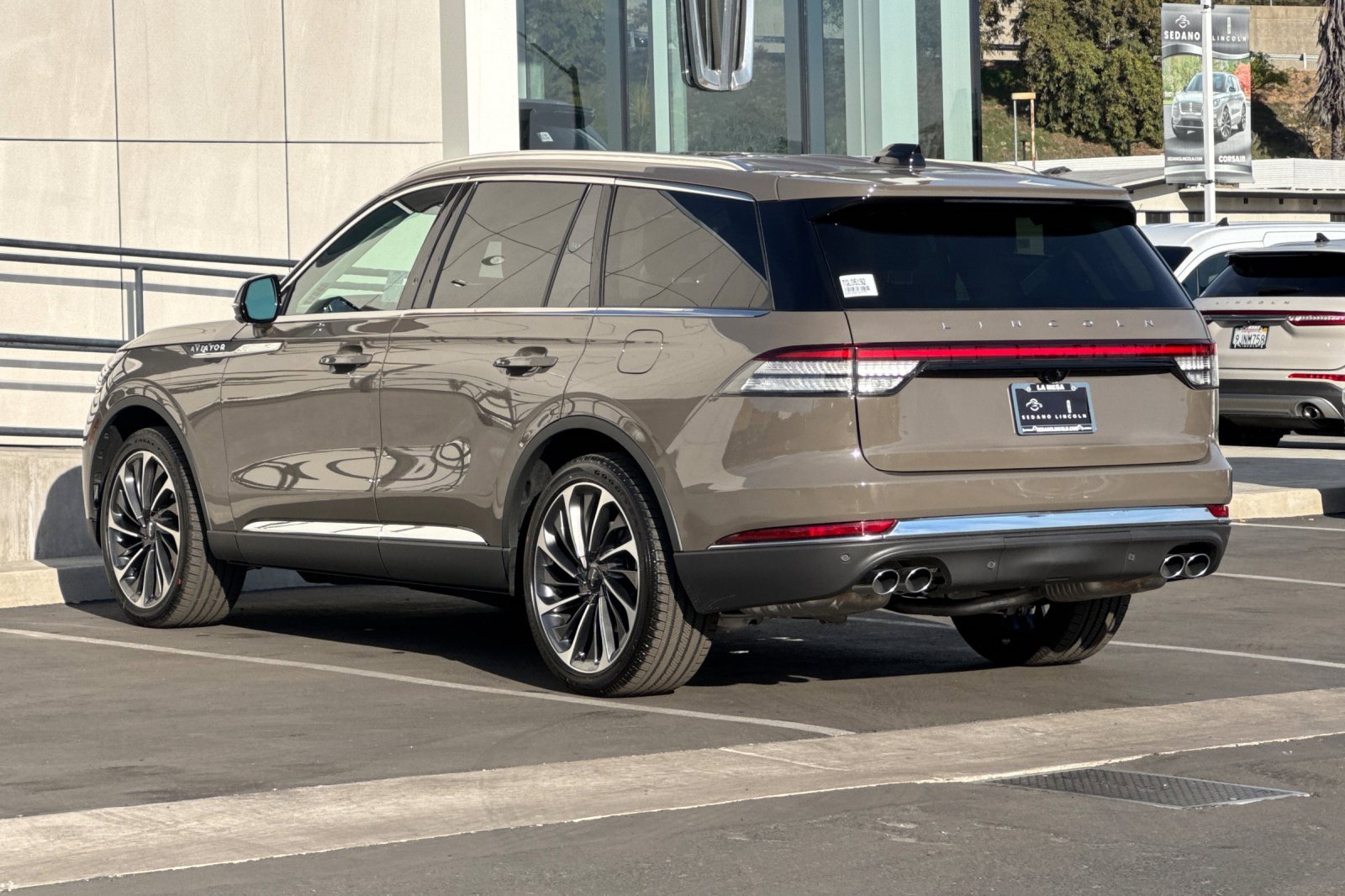 New 2026 Lincoln Aviator Reserve image 5
