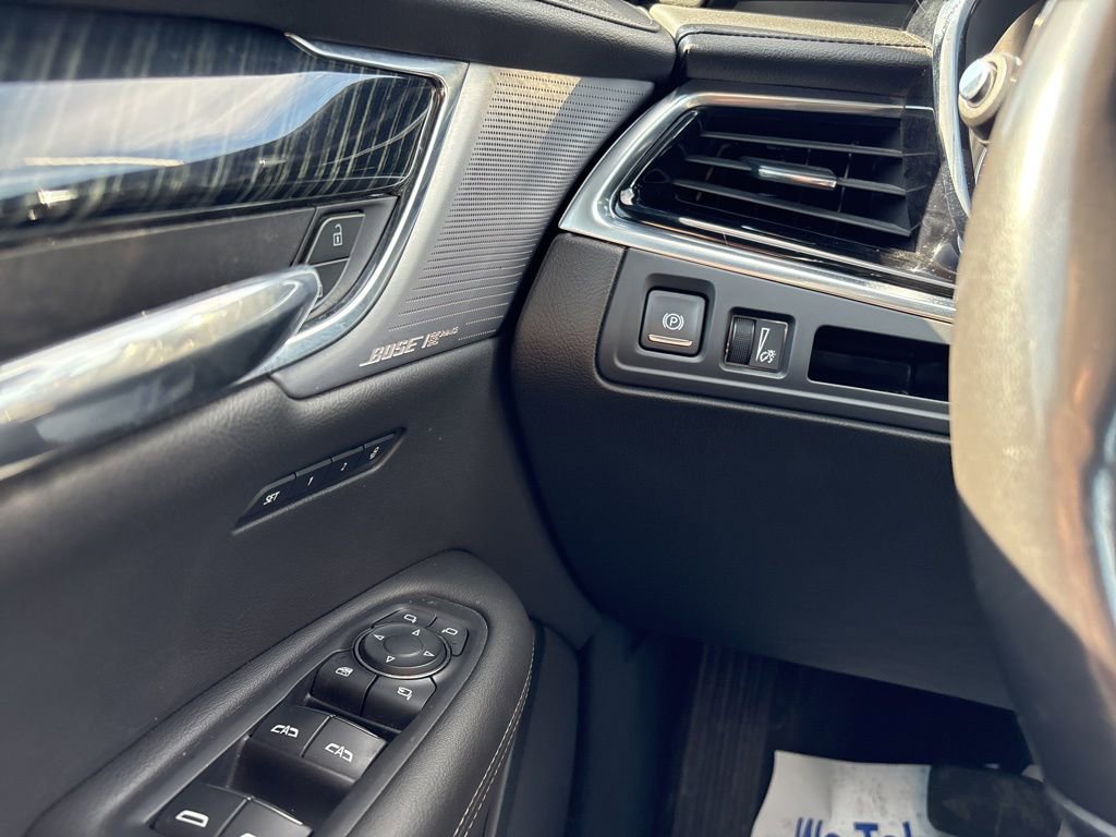Certified 2023 Cadillac XT6 Premium Luxury image 38