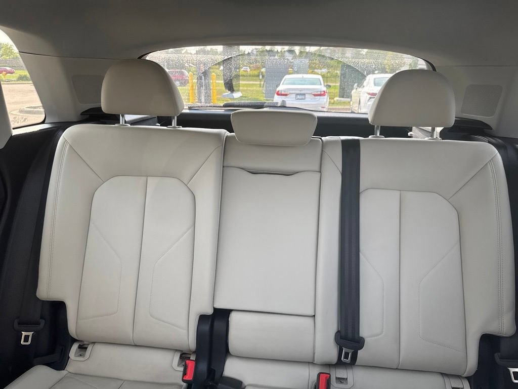 Used 2020 Audi Q3 2.0T Premium w/ Convenience Package AWD/4WD image 29