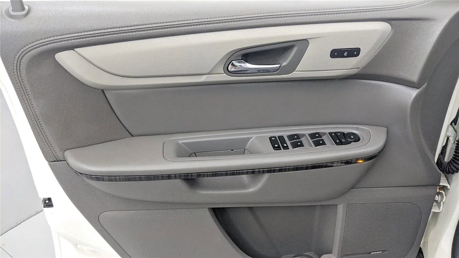 Used 2014 Chevrolet Traverse LTZ AWD/4WD image 24