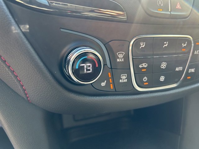 Used 2022 Chevrolet Equinox RS w/ Infotainment Package image 25