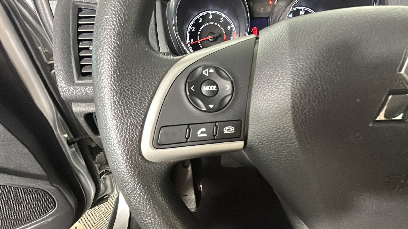 Used 2022 Mitsubishi Outlander Sport ES AWD/4WD image 18