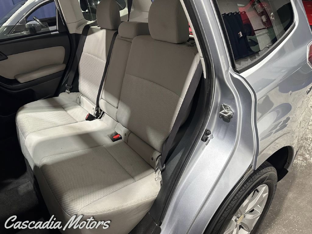 Used 2016 Subaru Forester 2.5i Premium w/ Popular Package #2 image 9