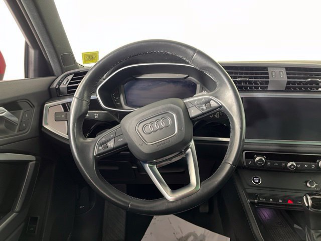 Used 2021 Audi Q3 2.0T Premium Plus w/ Premium Plus Package AWD/4WD image 17