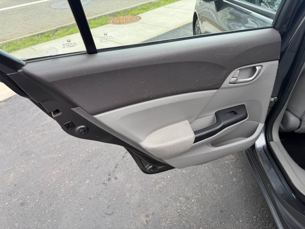 Used 2012 Honda Civic LX image 14