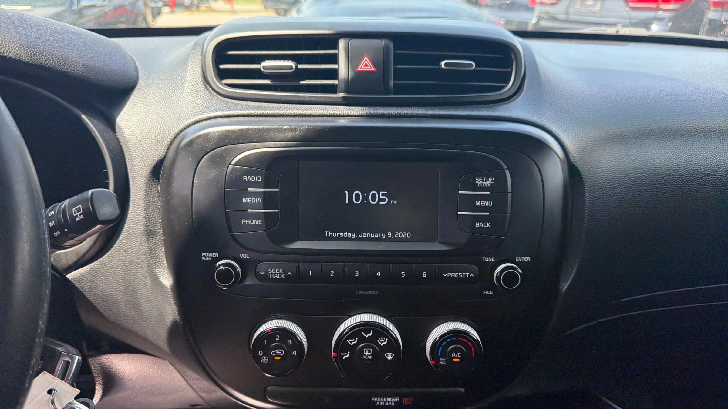 Used 2018 Kia Soul FWD image 17