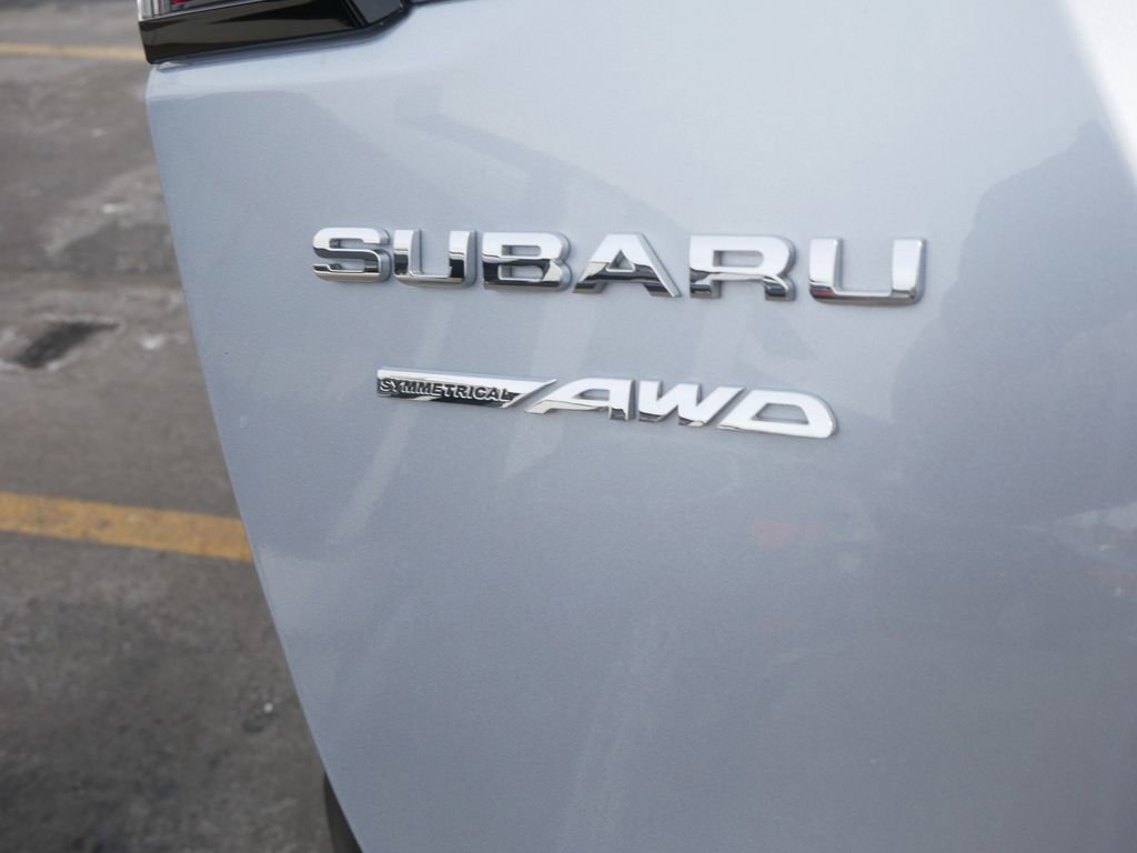 Used 2025 Subaru Outback Limited image 9