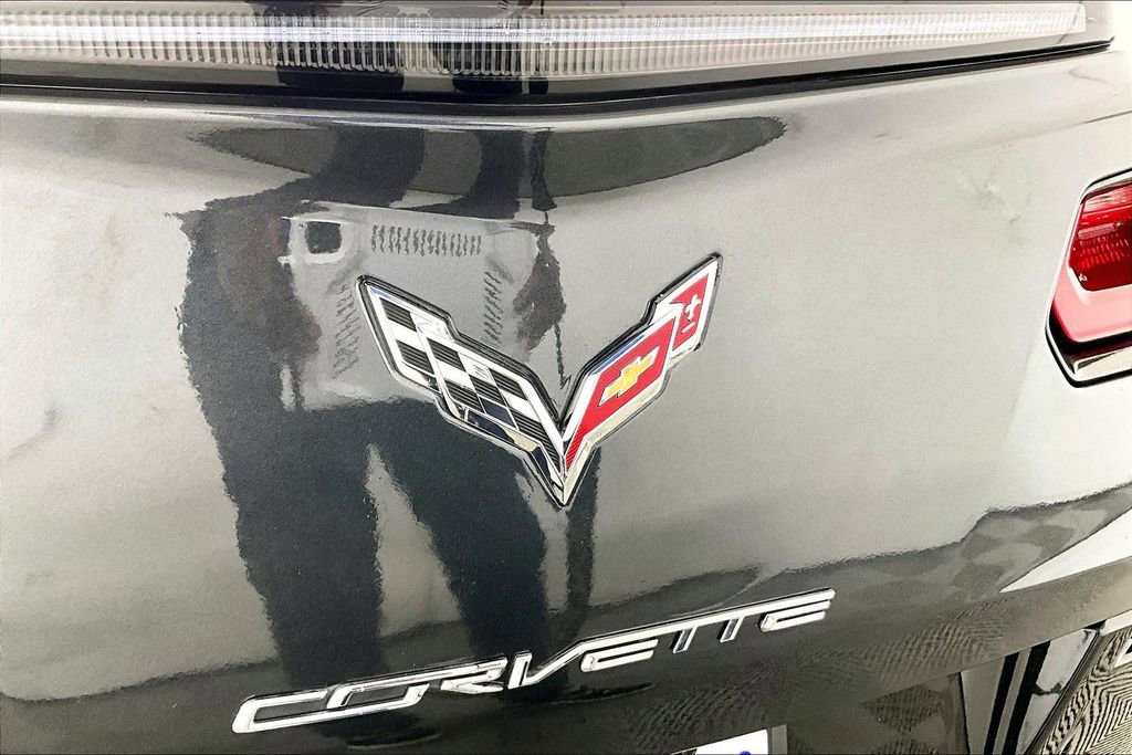 Used 2017 Chevrolet Corvette Stingray Coupe w/ 1LT image 12