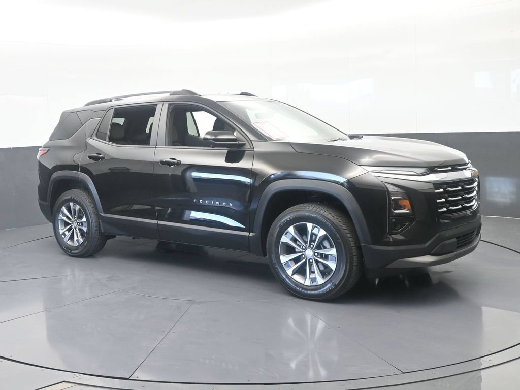 Used 2025 Chevrolet Equinox LT w/ Convenience Package II FWD image 8