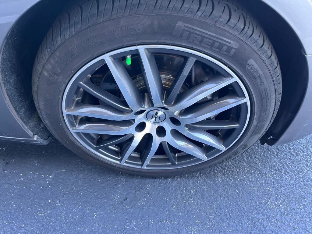 Used 2021 Maserati Ghibli S image 35