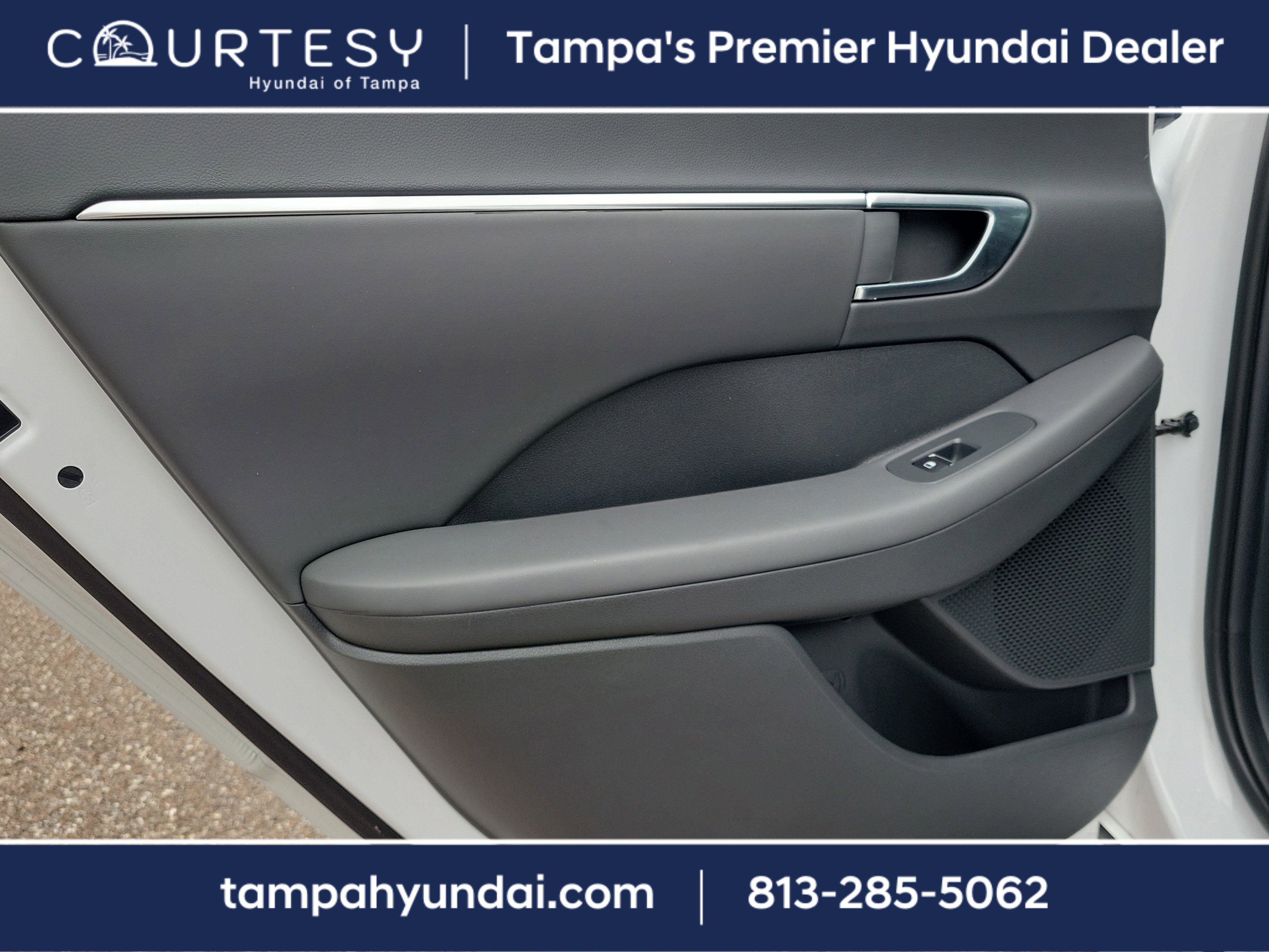 Used 2023 Hyundai Sonata SEL Plus w/ Preferred Accessory Package image 8