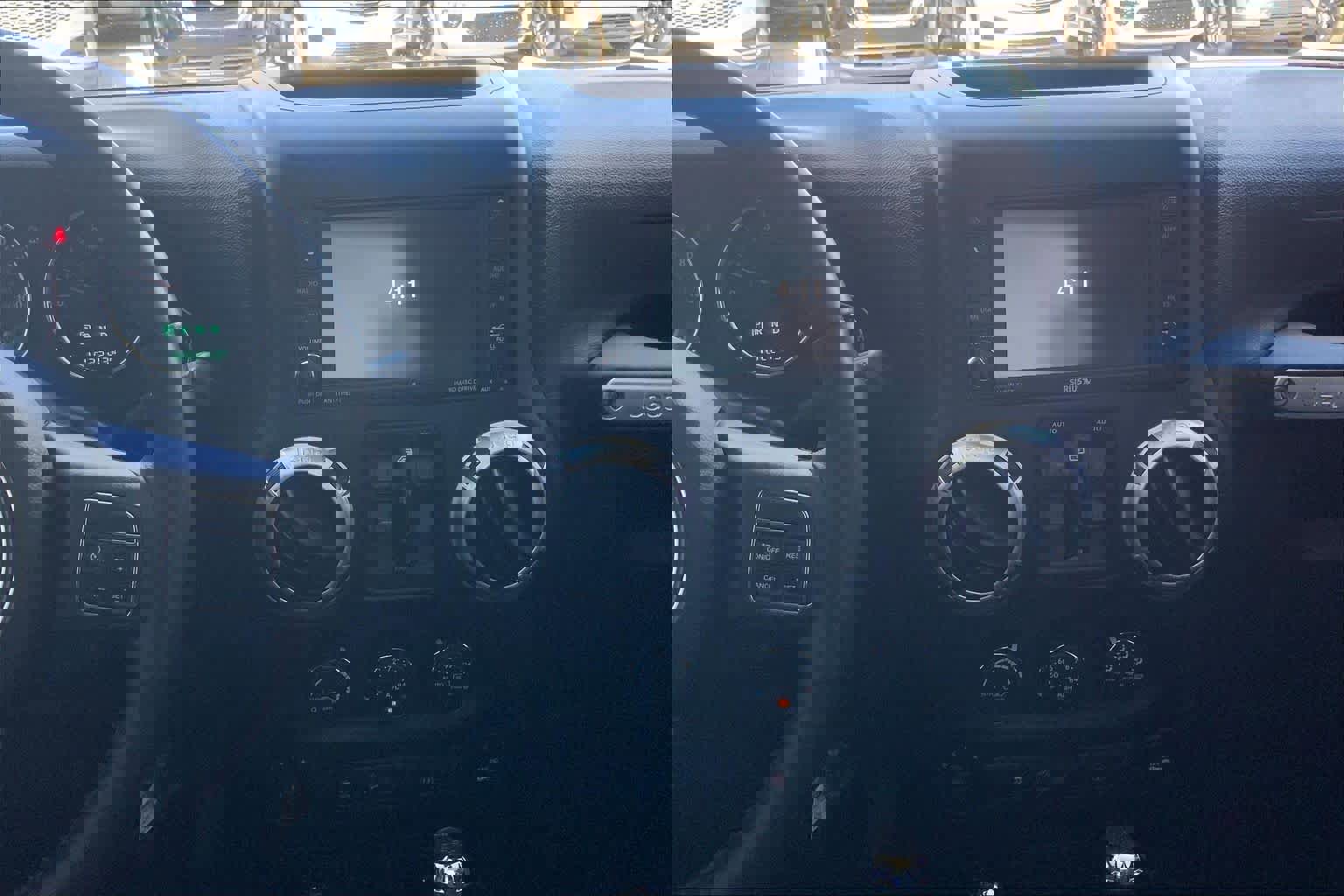 Used 2015 Jeep Wrangler Unlimited Sahara w/ Max Tow Package image 7