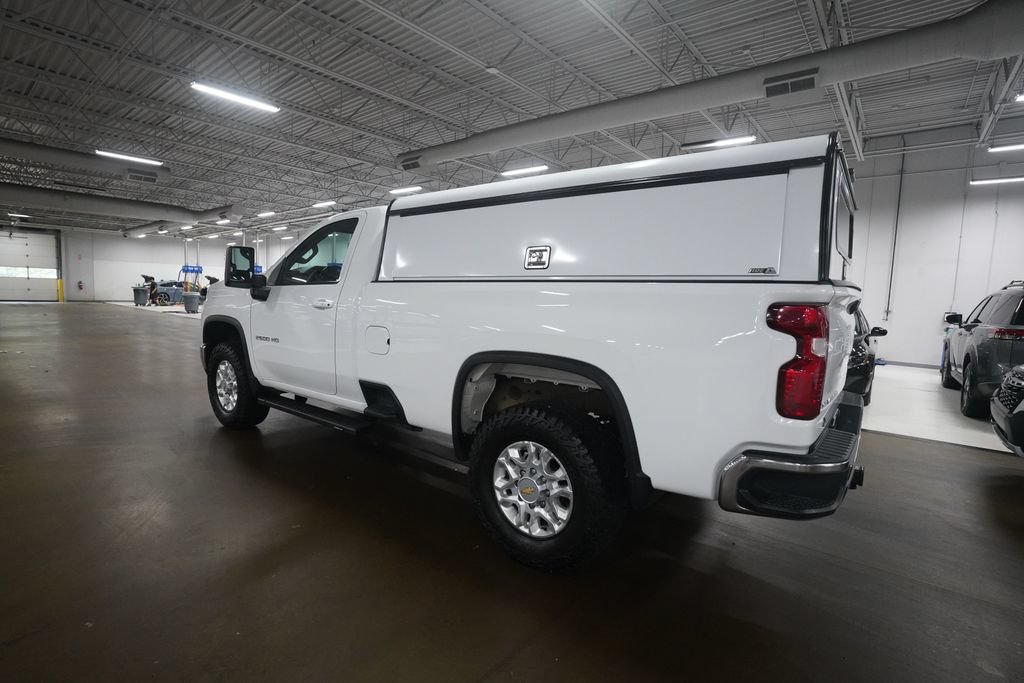 Used 2024 Chevrolet Silverado 2500 LT w/ Convenience Package AWD/4WD image 10