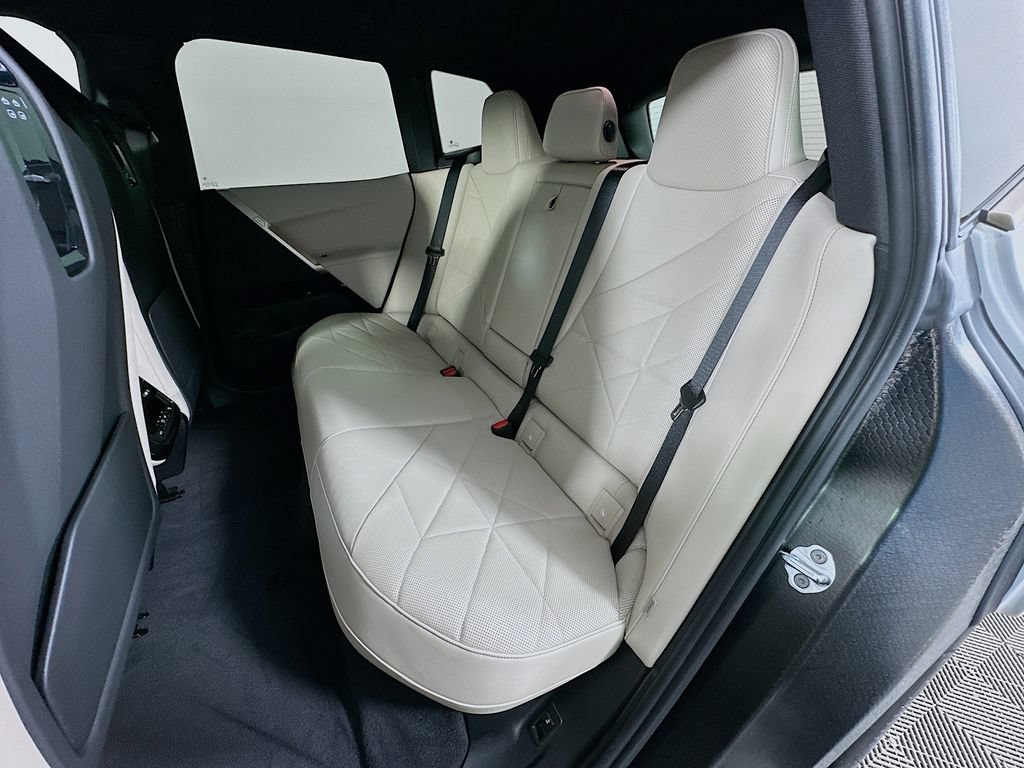 Certified 2023 BMW iX xDrive50 w/ Sport Package AWD/4WD image 24