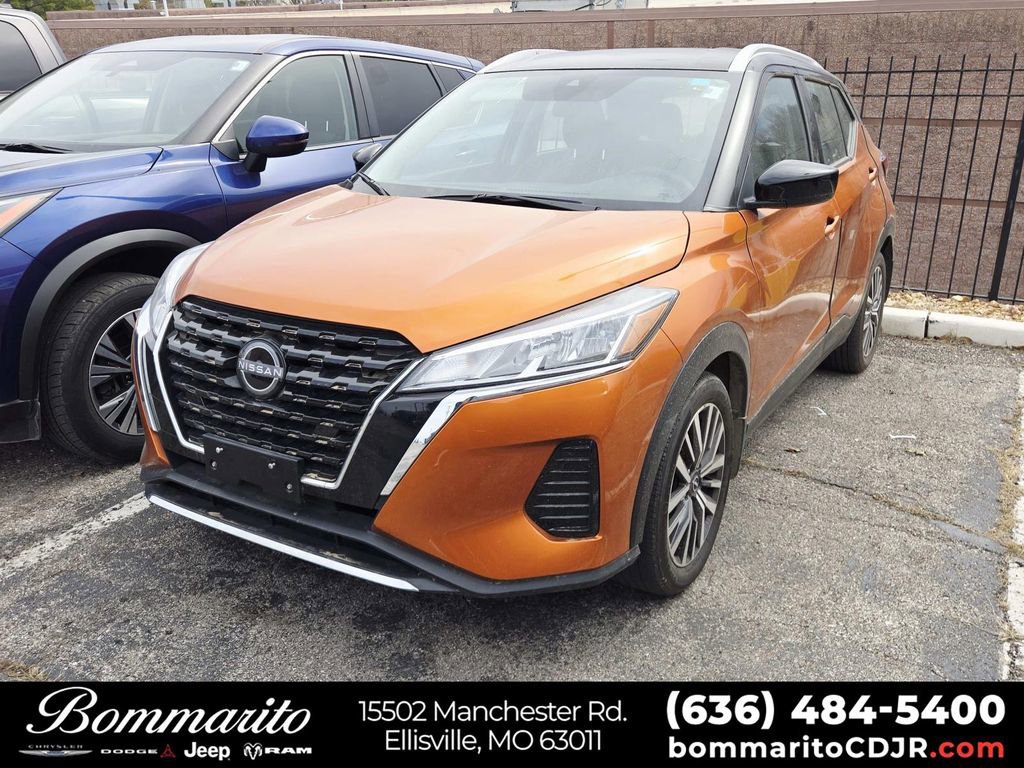 Used 2024 Nissan Kicks SV image 1