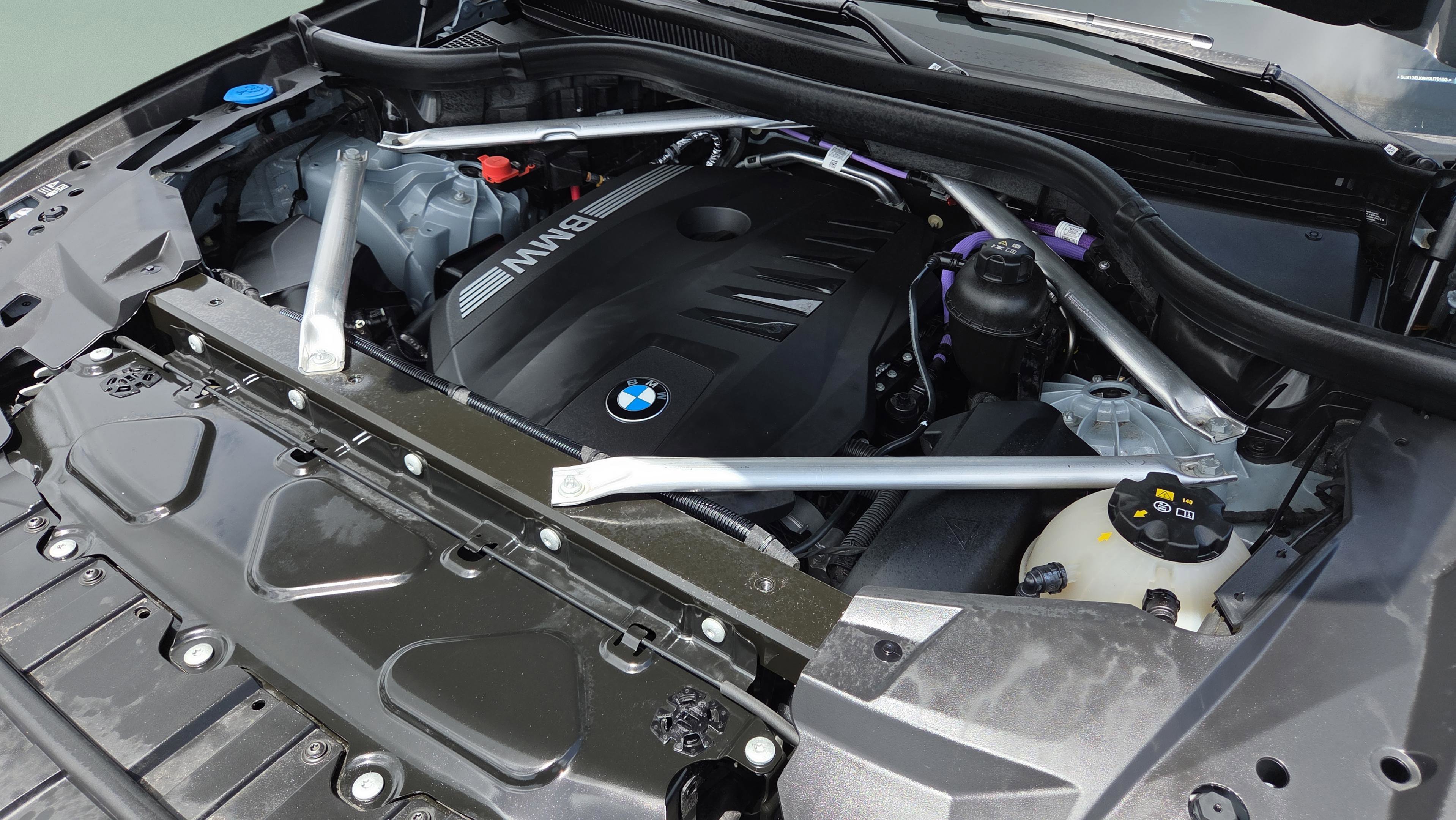 Certified 2024 BMW X5 sDrive40i w/ M Sport Package image 21