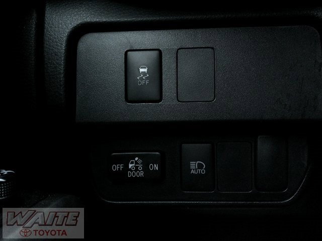 Used 2023 Toyota Tacoma SR5 image 18