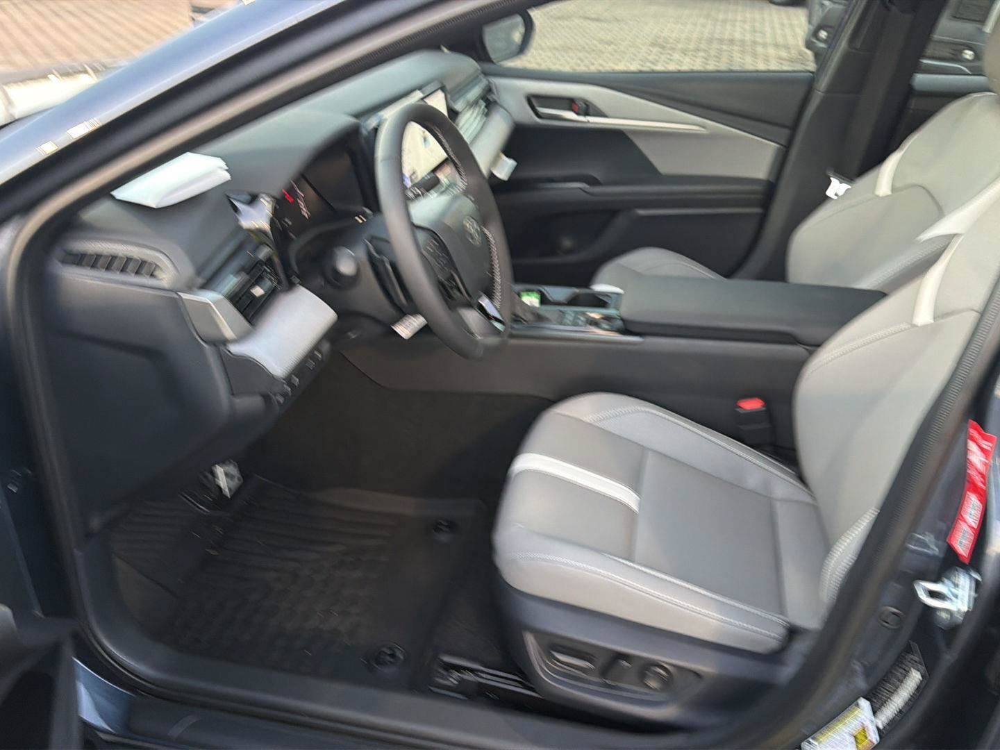 New 2026 Toyota Camry SE w/ Multimedia Upgrade Package FWD image 10