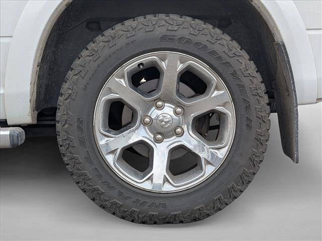 Used 2015 RAM 1500 Laramie w/ Convenience Group AWD/4WD image 9