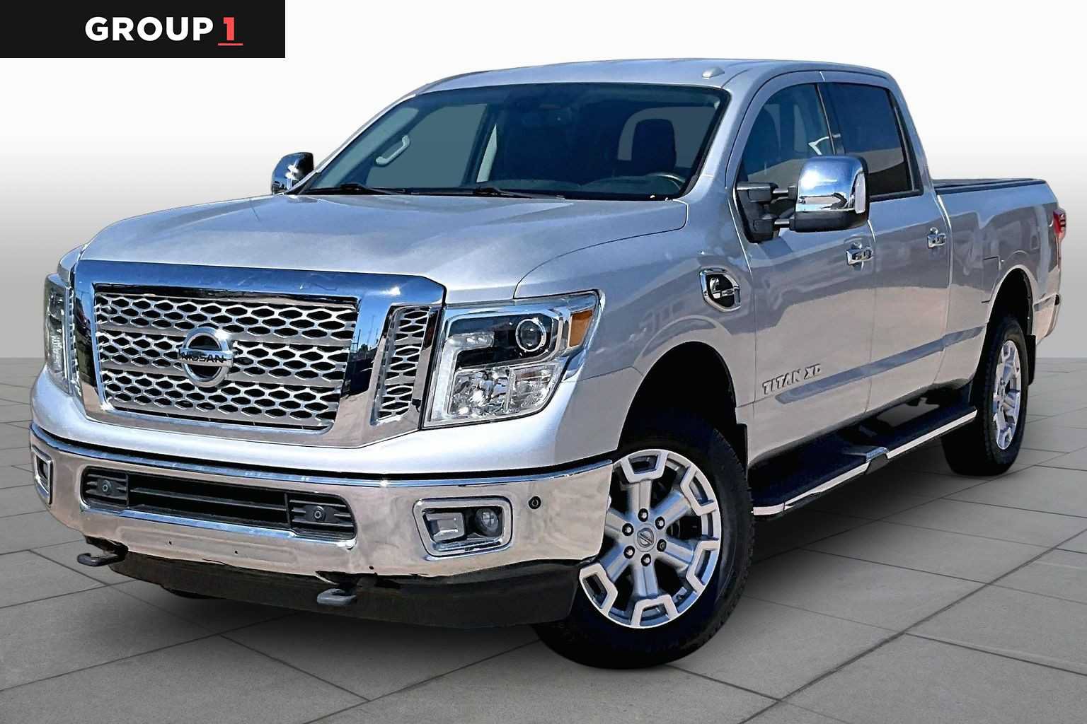 Used 2017 Nissan Titan SL AWD/4WD image 1