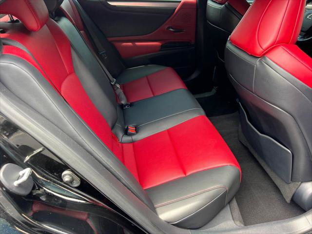 Certified 2023 Lexus ES 350 F Sport w/ Accessory Package (Z2) FWD image 15
