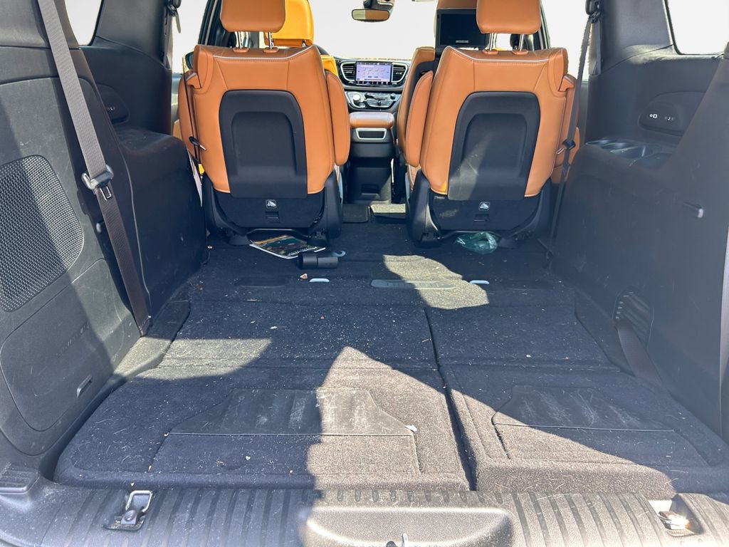 Certified 2023 Chrysler Pacifica Pinnacle AWD/4WD image 27