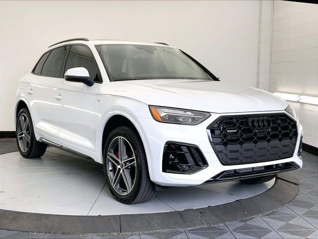 Used 2025 Audi Q5 e Premium Plus w/ Premium Plus Package image 1