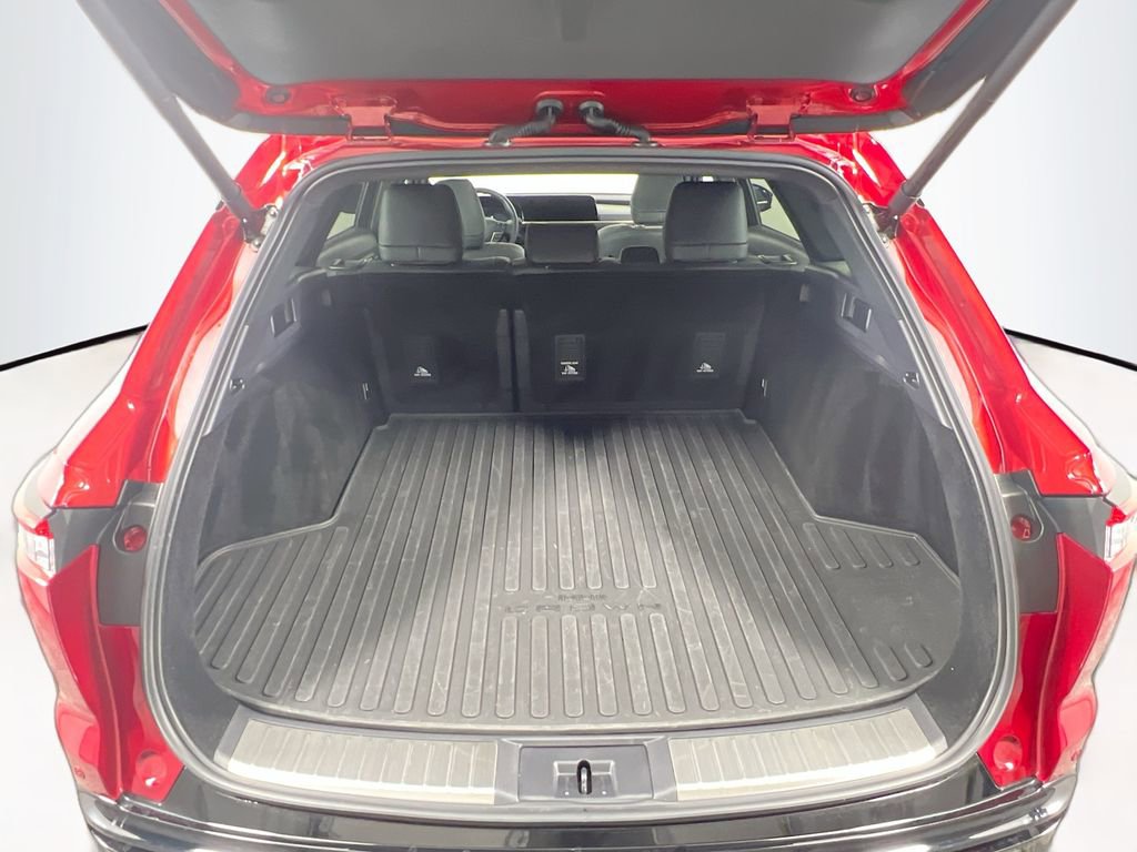 Used 2025 Toyota Crown Signia w/ Advanced Technology Package image 26