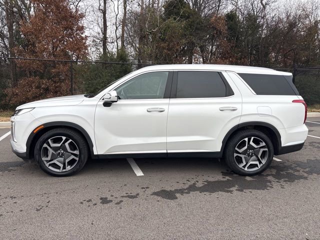 Used 2023 Hyundai Palisade Limited w/ Cargo Package image 2