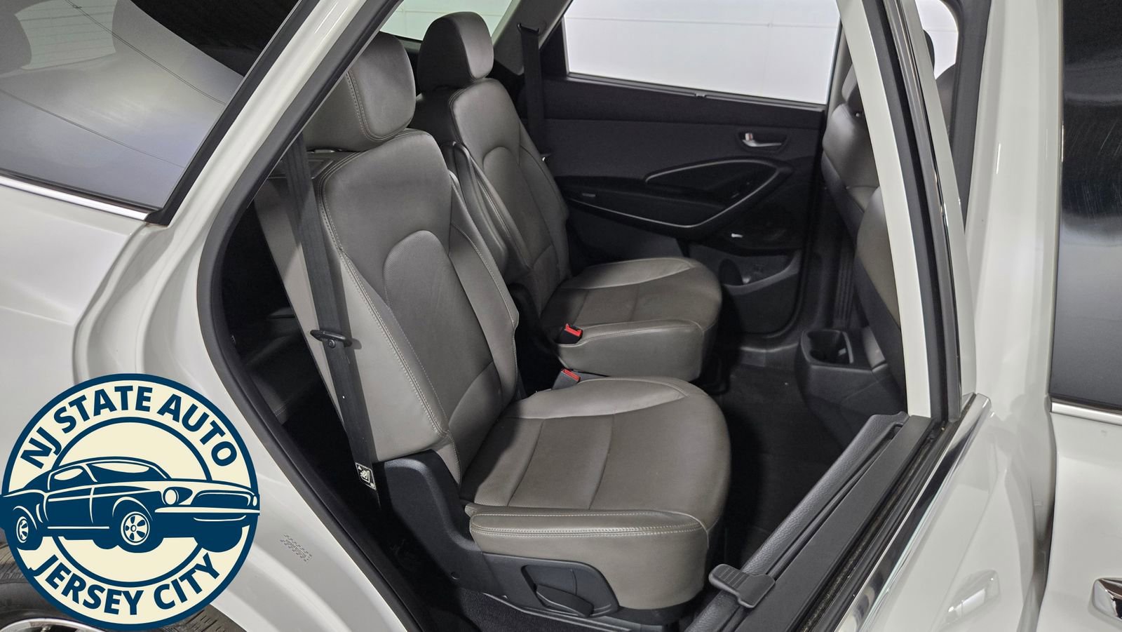 Used 2019 Hyundai Santa Fe XL AWD/4WD image 40