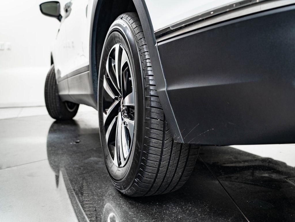 Used 2024 Volkswagen Tiguan S image 46