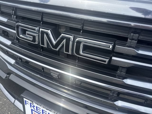 Used 2023 GMC Acadia AT4 w/ Technology Package AWD/4WD image 32