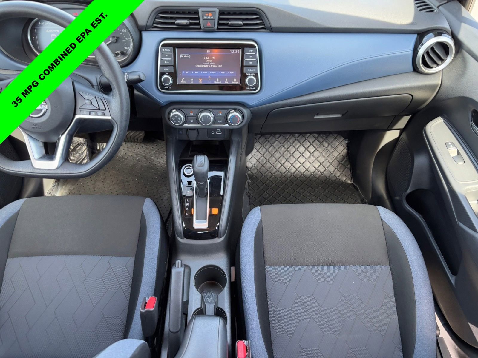 Used 2025 Nissan Versa SV image 14