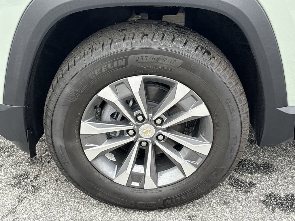 New 2026 Chevrolet Equinox LT image 34