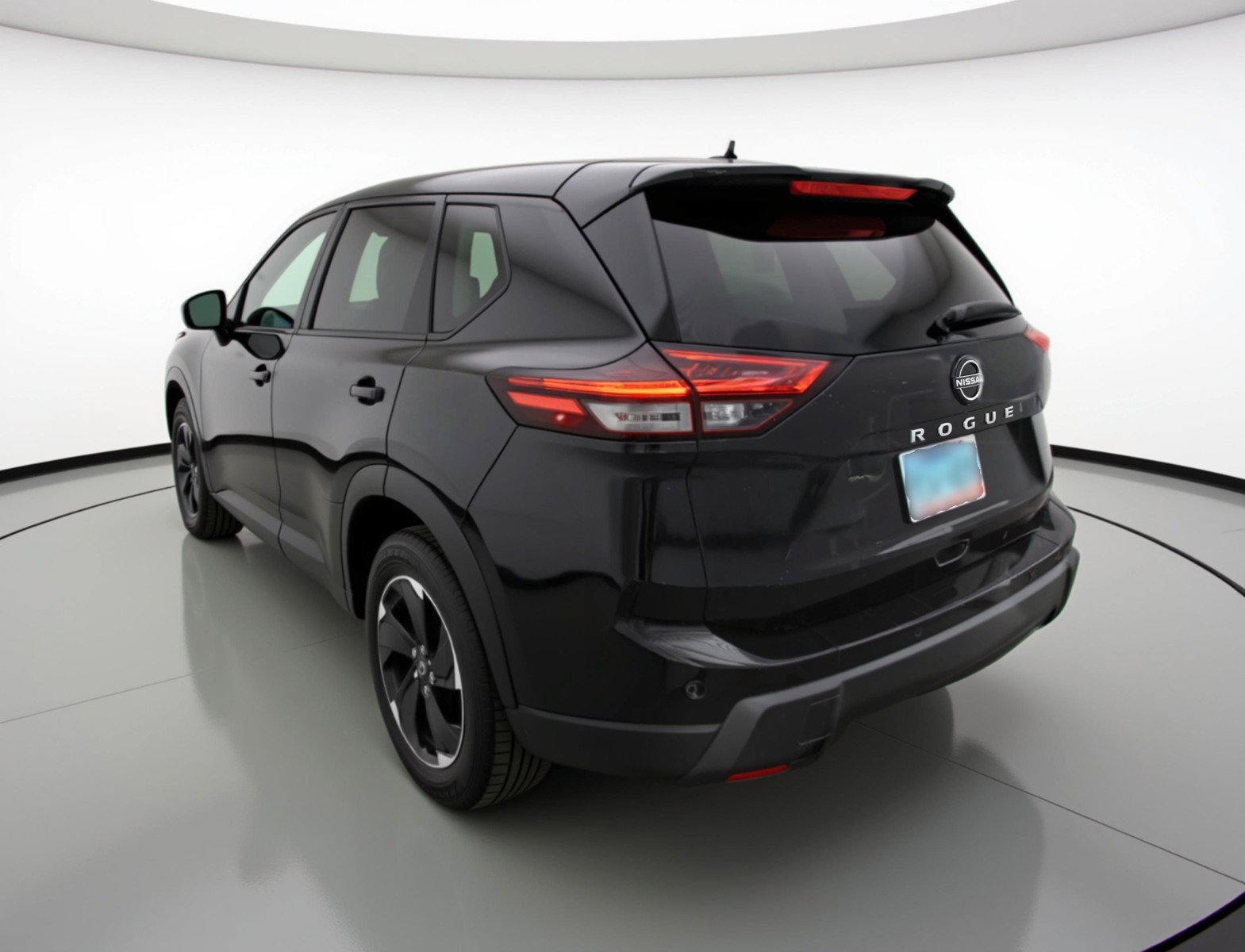 Used 2025 Nissan Rogue SV image 6