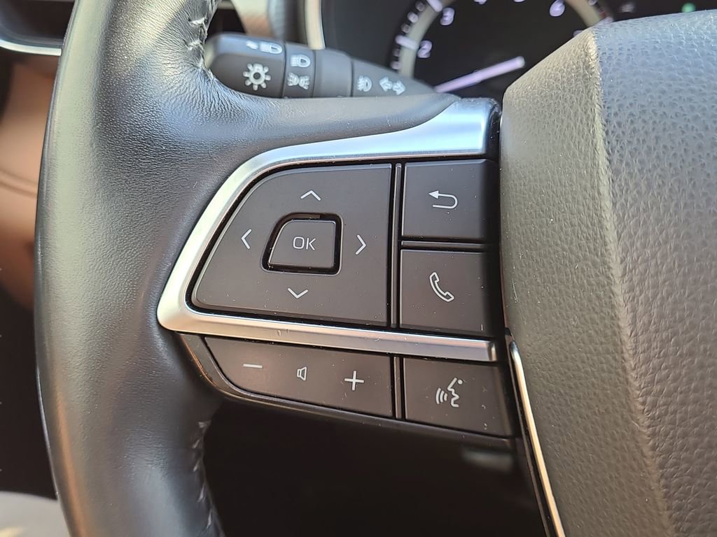 Used 2021 Toyota Highlander Platinum image 22